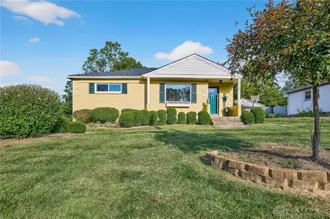 Exterior - 9748 Leacrest Rd, Cincinnati, OH 45215 photo 3 of 14