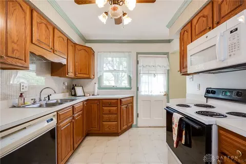 3605 Lisbon St, Kettering, OH 45429 photo 18