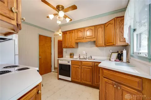 3605 Lisbon St, Kettering, OH 45429 photo 16