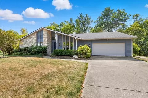 4322 Pennswood Dr, Middletown, OH 45042