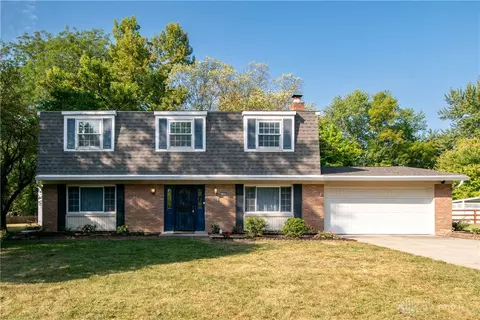 3189 Claydor Dr, Dayton, OH 45431