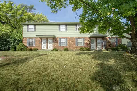 1012 Jackson Ln, Middletown, OH 45044