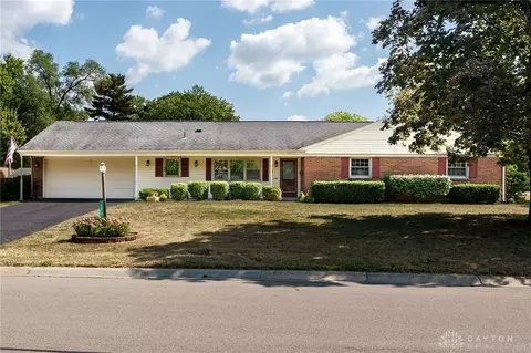 296 Tauber Dr, Dayton, OH 45458
