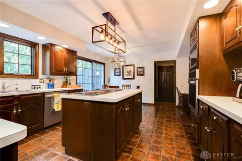 Kitchen - 4301 Tait Rd, Kettering, OH 45429 photo 9 of 9