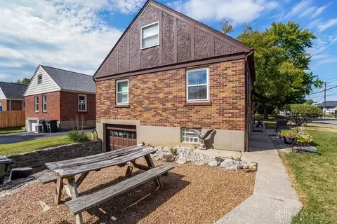 Exterior - 3841 Thornton Dr, Silverton, OH 45236 photo 4 of 5
