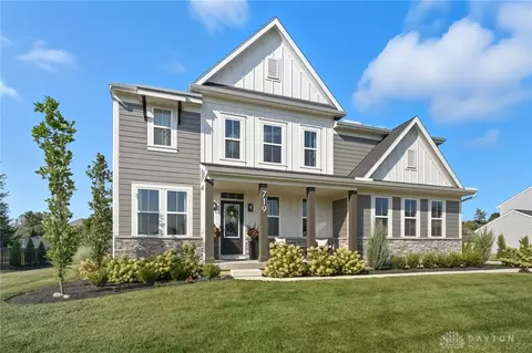 719 Harvest Ln, Dayton, OH 45458