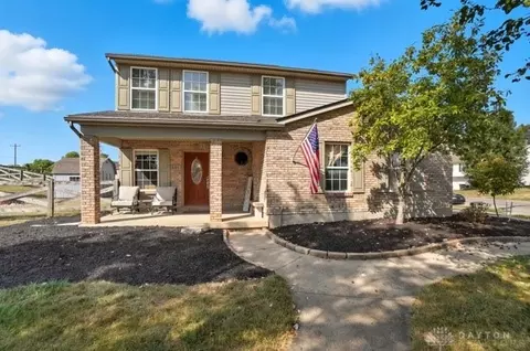 601 Meadow Brook Pl, Trenton, OH 45067