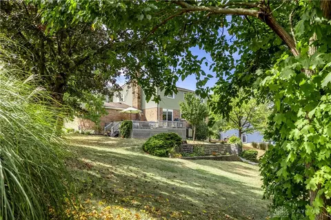 650 Decker Dr, Miamisburg, OH 45342