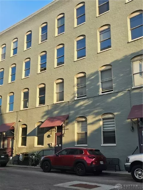 215 Ice Ave #201, Dayton, OH 45402