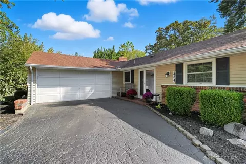 284 Tauber Dr, Centerville, OH 45458 photo 4