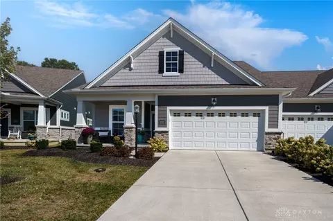 1711 Glade Valley Dr, Dayton, OH 45458