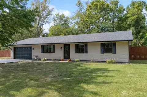 1873 Turnbull Rd, Dayton, OH 45432