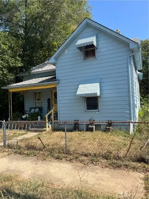 1209 Grove St, Middletown, OH 45044
