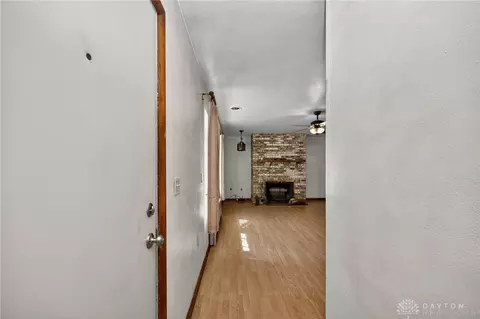 Entry Way - 5822 Broadway Rd, Springfield, OH 45502 photo 3 of 3