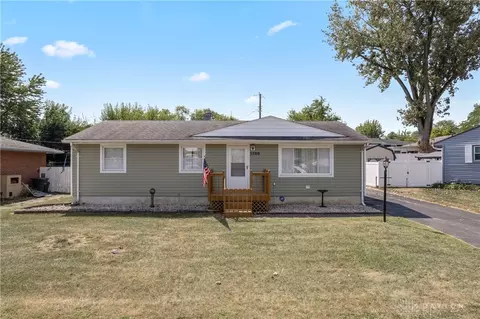 5300 Duquesne Ave, Riverside, OH 45431