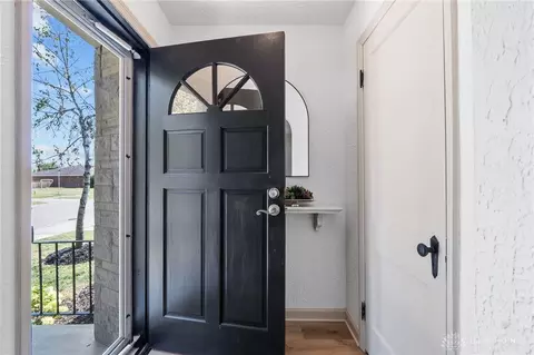 Entry Way - 47 N Wright Ave, Fairborn, OH 45324 photo 1 of 7