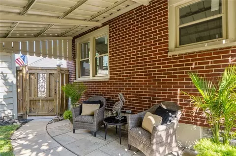 Exterior - 47 N Wright Ave, Fairborn, OH 45324 photo 9 of 17