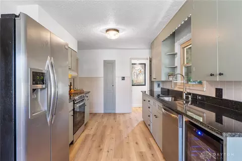 Kitchen - 47 N Wright Ave, Fairborn, OH 45324 photo 4 of 7