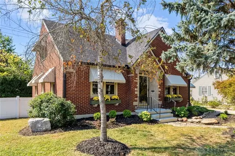 Exterior - 47 N Wright Ave, Fairborn, OH 45324 photo 13 of 17