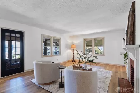 Living - 47 N Wright Ave, Fairborn, OH 45324 photo 6 of 6