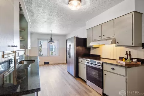 Kitchen - 47 N Wright Ave, Fairborn, OH 45324 photo 3 of 7