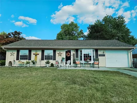 229 Mark Ct, Germantown, OH 45327