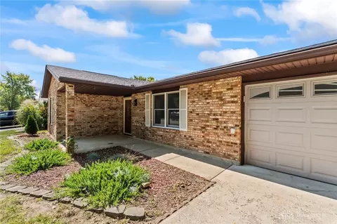 1133 Hamilton Ct, Sidney, OH 45365 photo 4