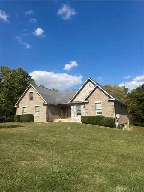 1623 Reeder Rd, Blanchester, OH 45107