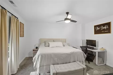 Bedroom - 276 Hampton Trl, Springfield, OH 45502 photo 2 of 5