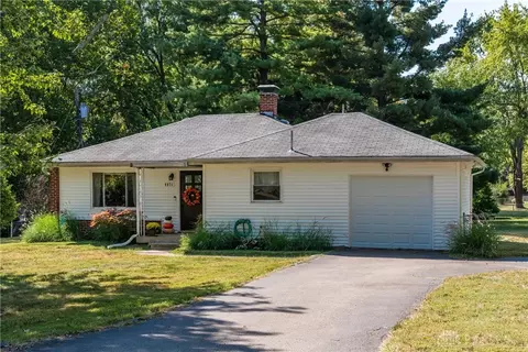 4071 Lyndell Dr, Dayton, OH 45432