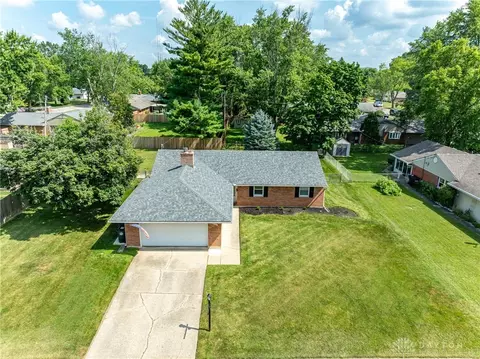 View/Area - 2033 Westlawn Dr, Kettering, OH 45440 photo 1 of 8