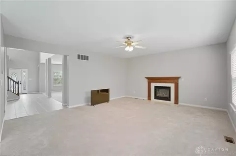 Living - 792 Oak Forest Dr, Morrow, OH 45152 photo 5 of 8