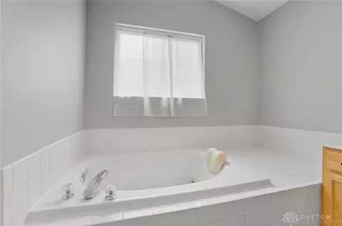 Bath - 792 Oak Forest Dr, Morrow, OH 45152 photo 2 of 6