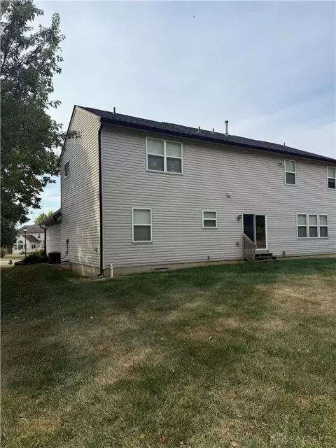 Exterior - 792 Oak Forest Dr, Morrow, OH 45152 photo 2 of 10