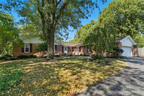 2853 Oriole Dr, Dayton, OH 45434