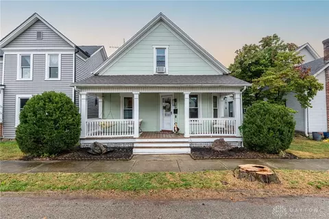 37 Smith St, West Alexandria, OH 45381