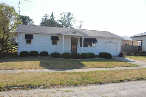211 N Pearl St, Ansonia, OH 45303