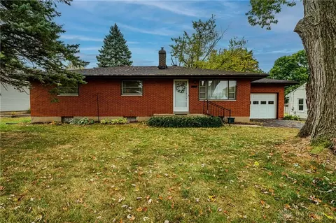 718 Bonnycastle Ave, Englewood, OH 45322