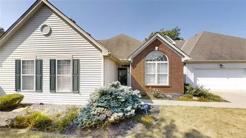 6145 Gristmill Dr #10, Hamilton, OH 45011