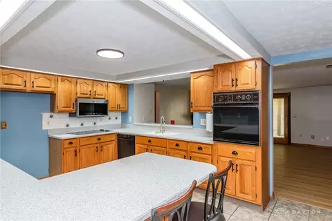 5241 Pathview Dr, Dayton, OH 45424 photo 11