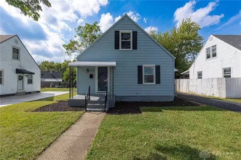 2139 E Bataan Dr, Dayton, OH 45420