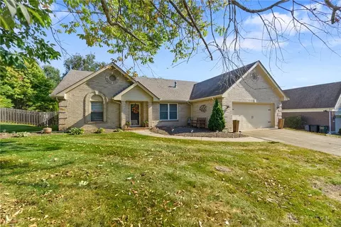 3852 W Franklin St, Bellbrook, OH 45305