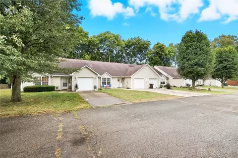 1826 Kenway Pl, Middletown, OH 45044