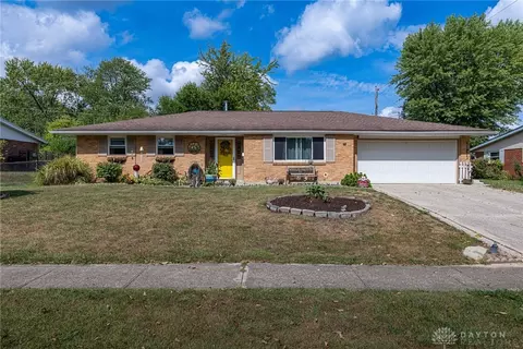505 Durst Dr, Englewood, OH 45322