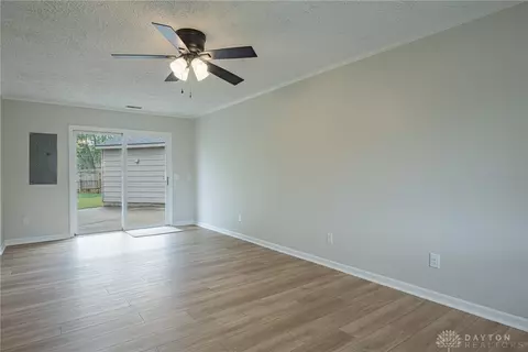 Living - 2841 Chinook Ln, Kettering, OH 45420 photo 5 of 5