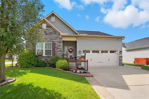 70 Waterford Blvd, Fairborn, OH 45324