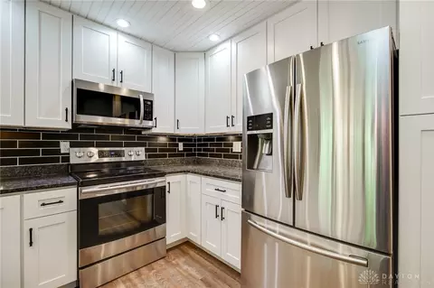Kitchen - 3930 Mallard Ave, Springfield, OH 45503 photo 5 of 9