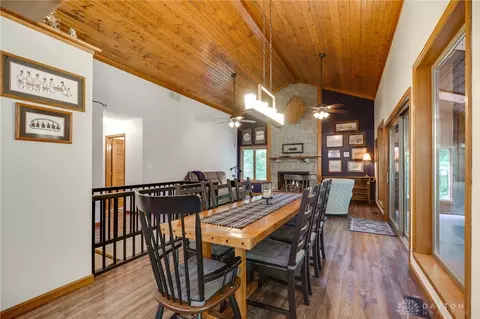 Dining - 3930 Mallard Ave, Springfield, OH 45503 photo 3 of 5