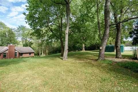 Exterior - 3930 Mallard Ave, Springfield, OH 45503 photo 12 of 21