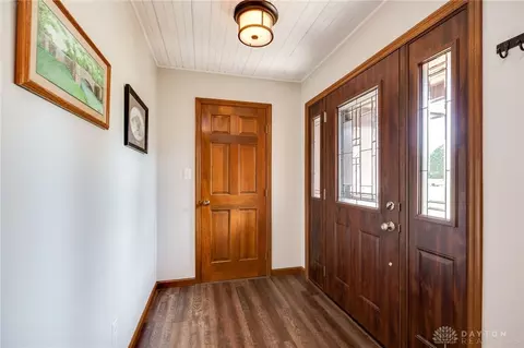 Entry Way - 3930 Mallard Ave, Springfield, OH 45503 photo 2 of 3